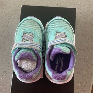 Brand New Toddler Size 5.5W Saucony Sneakers
